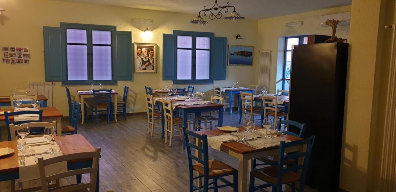 Casa de hóspedes S'apposentu Teuladesu Del Ristorante Da Stefano Teulada